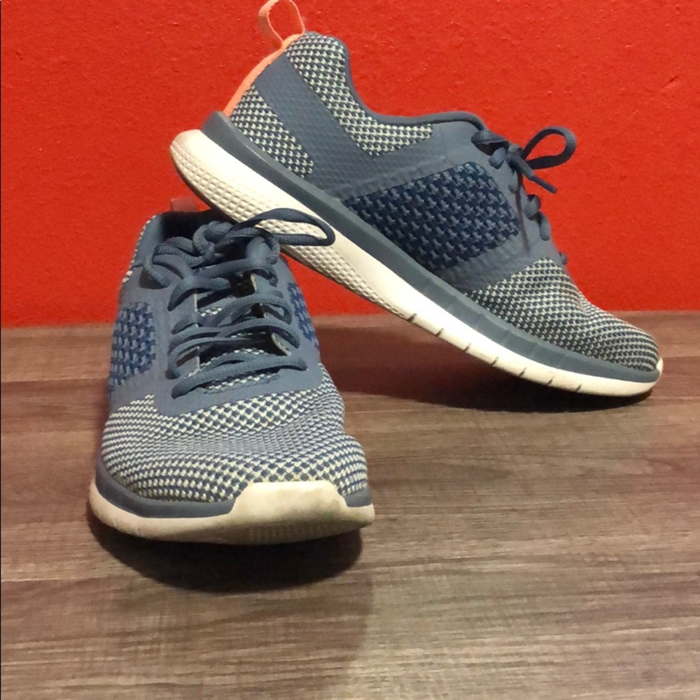 Trainer shoes